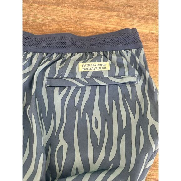 Fair Harbor Men’s Blue & Grean (Liner), NWOT, size XL - Picture 6 of 7